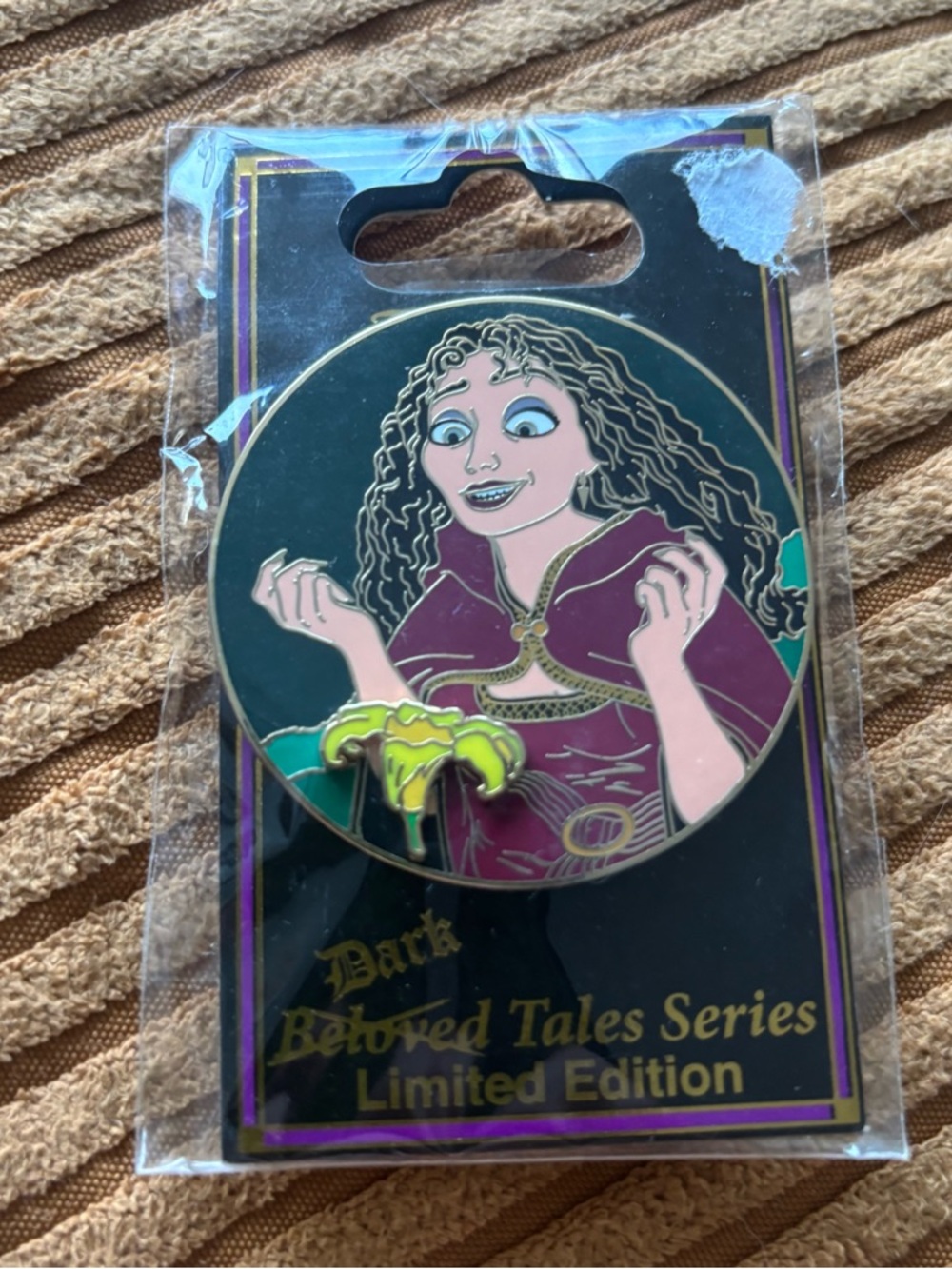 🖤Disney DSSH Mother Gothel Pin